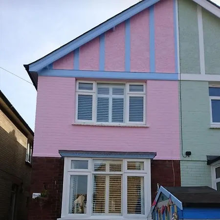 Appartement Charming Pink House With Perfect Location à Whitstable Extérieur photo